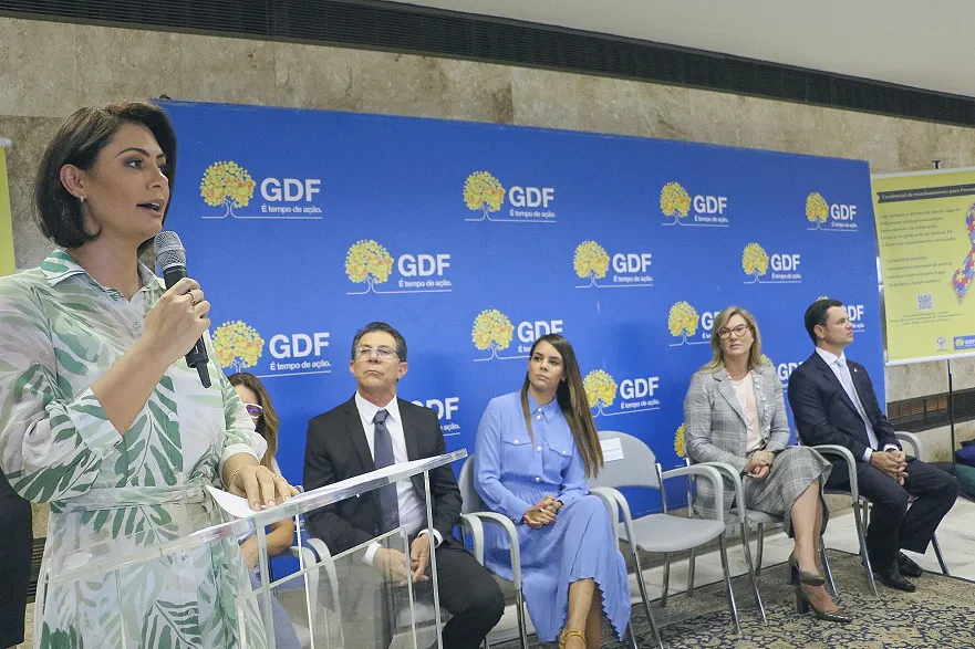 爱游戏平台前线 二十到二十三岁：淘汰率最高却最少被讨论的四年·数据台边·潜力花名册